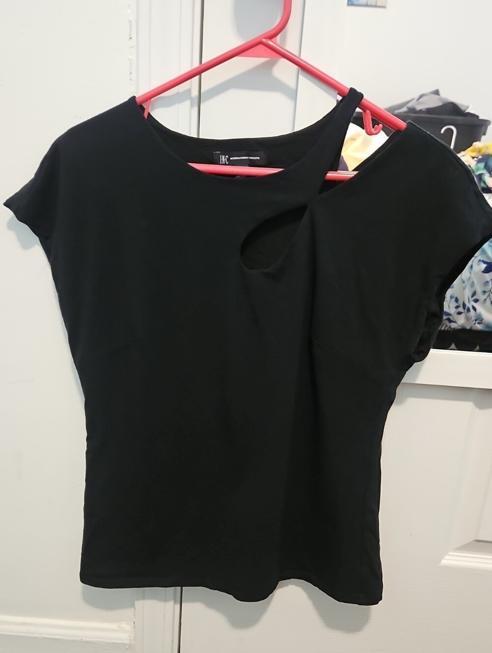 INC International Concepts Black Short Sleeve Top with Shoulder Cutout